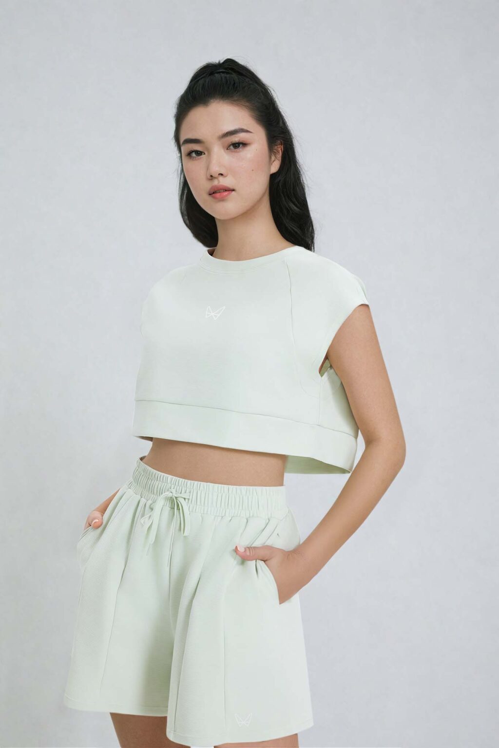 Muse Top 뮤즈 탑 Light Pistachio Coloured Top